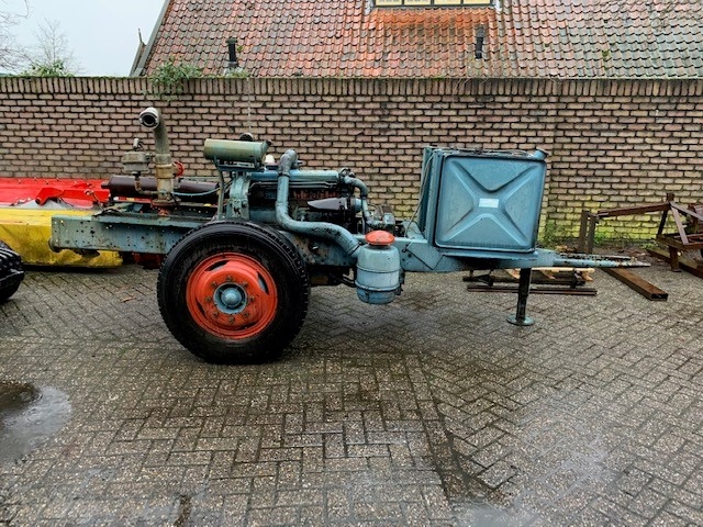 4261110 1.jpg